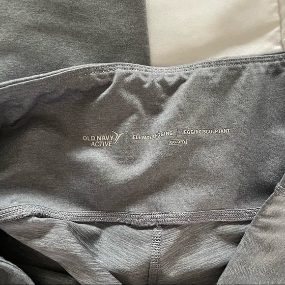 Old navy leggings - Picture 3 of 4